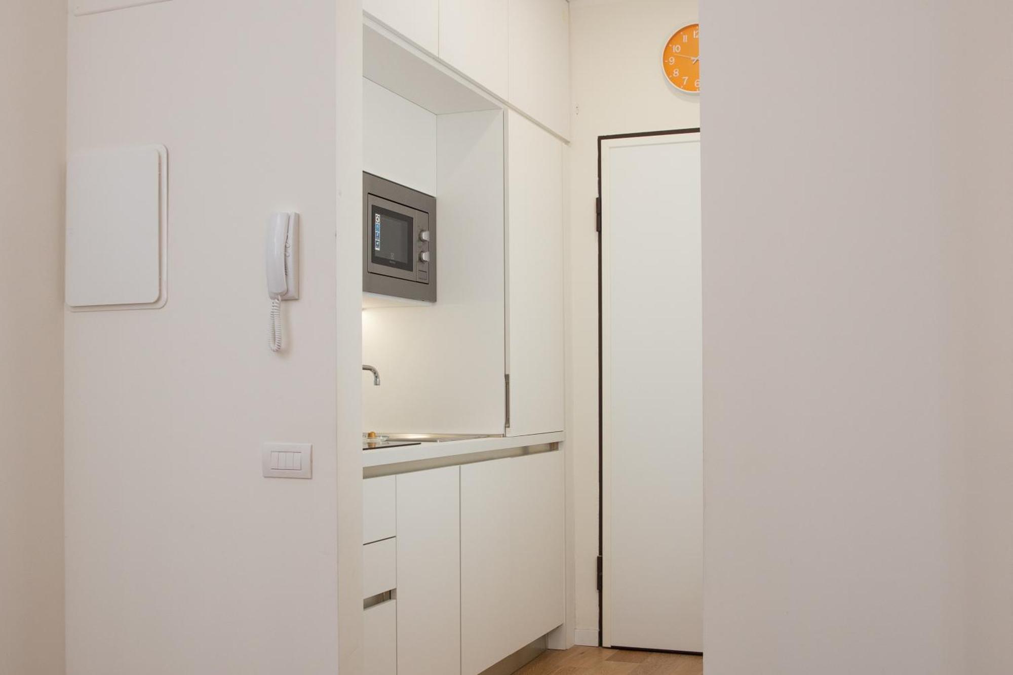 Klimt Central Station - Two Room Apartment Milan Exterior photo