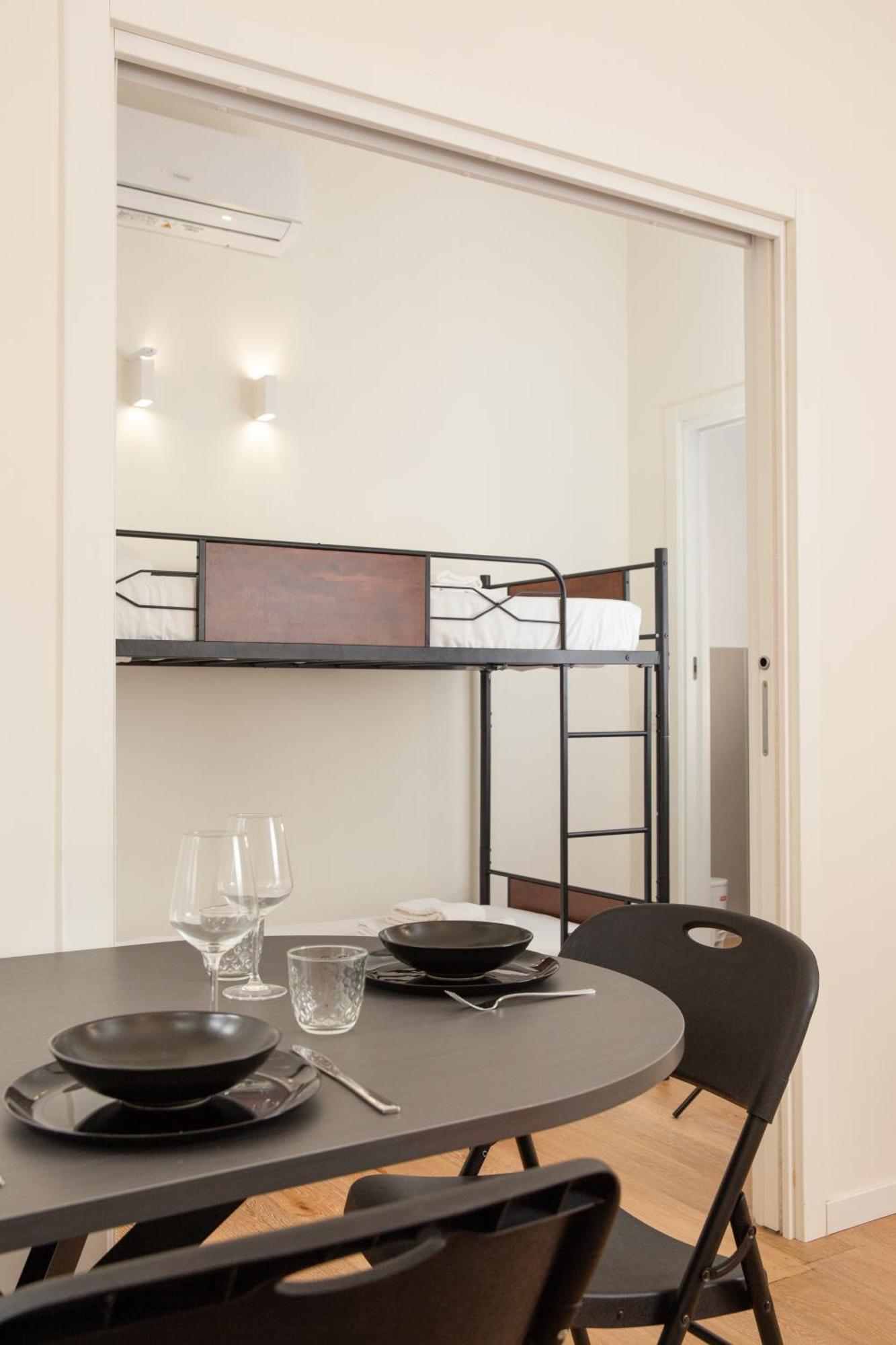 Klimt Central Station - Two Room Apartment Milan Exterior photo