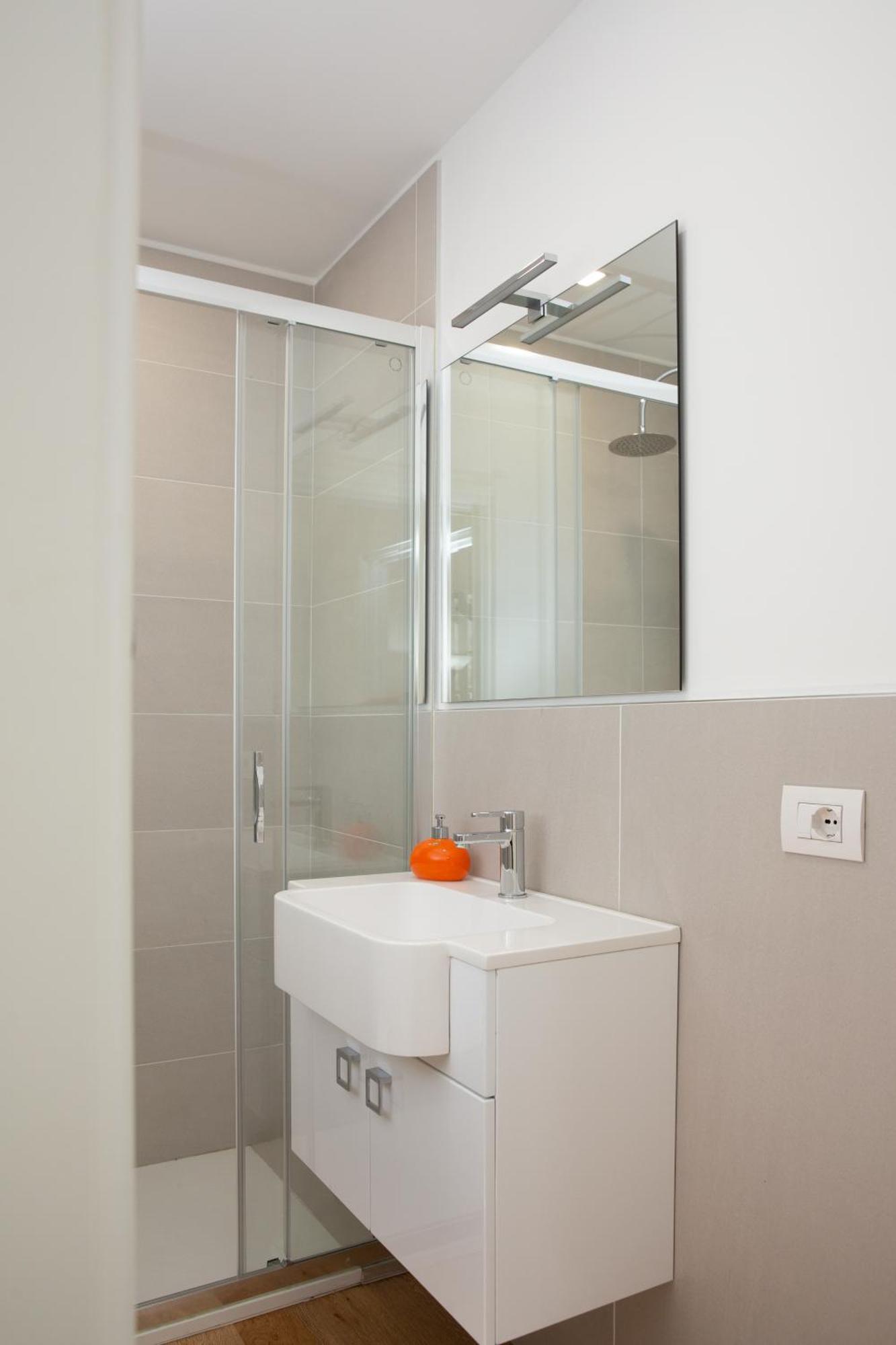 Klimt Central Station - Two Room Apartment Milan Exterior photo
