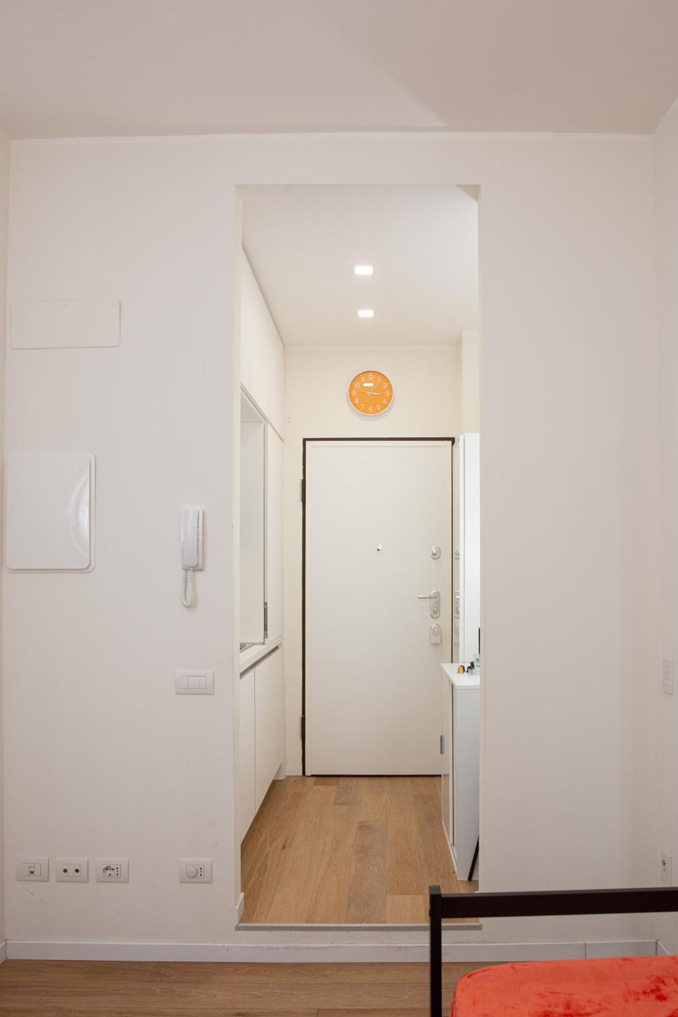 Klimt Central Station - Two Room Apartment Milan Exterior photo